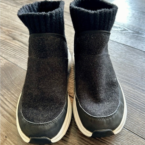 Merrell Womens Cloud Renew Bluff Snow Winter Boots Size 6 - Picture 2 of 7